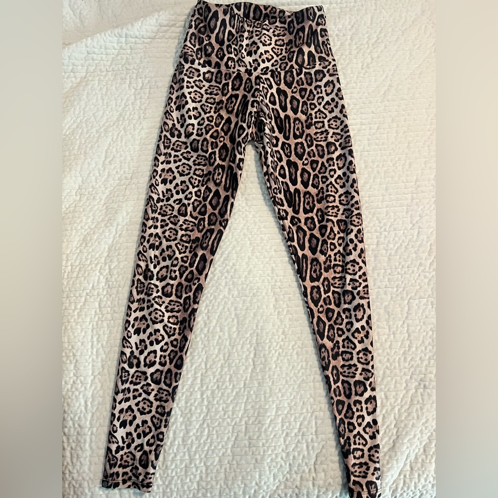 Onezie leopard leggings